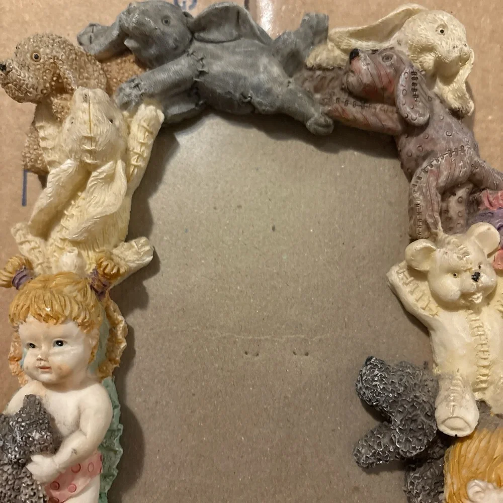 Victorian 3D Nursery Picture Cherub Frame Baby, Teddy, Bunny Shabby Resin 9x7